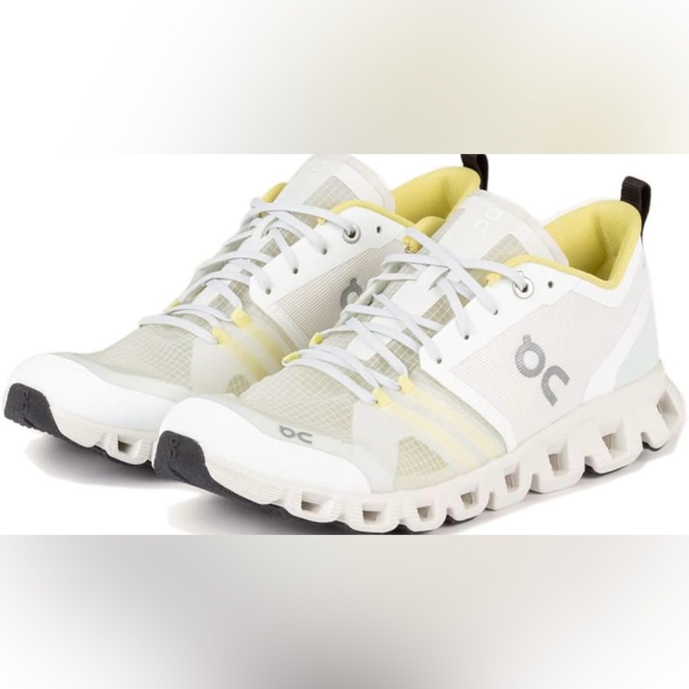 ON CLOUDWomen’s 9.5 Med X Shift Running Sneaker Shoes Vapor/Acacia “Mint”